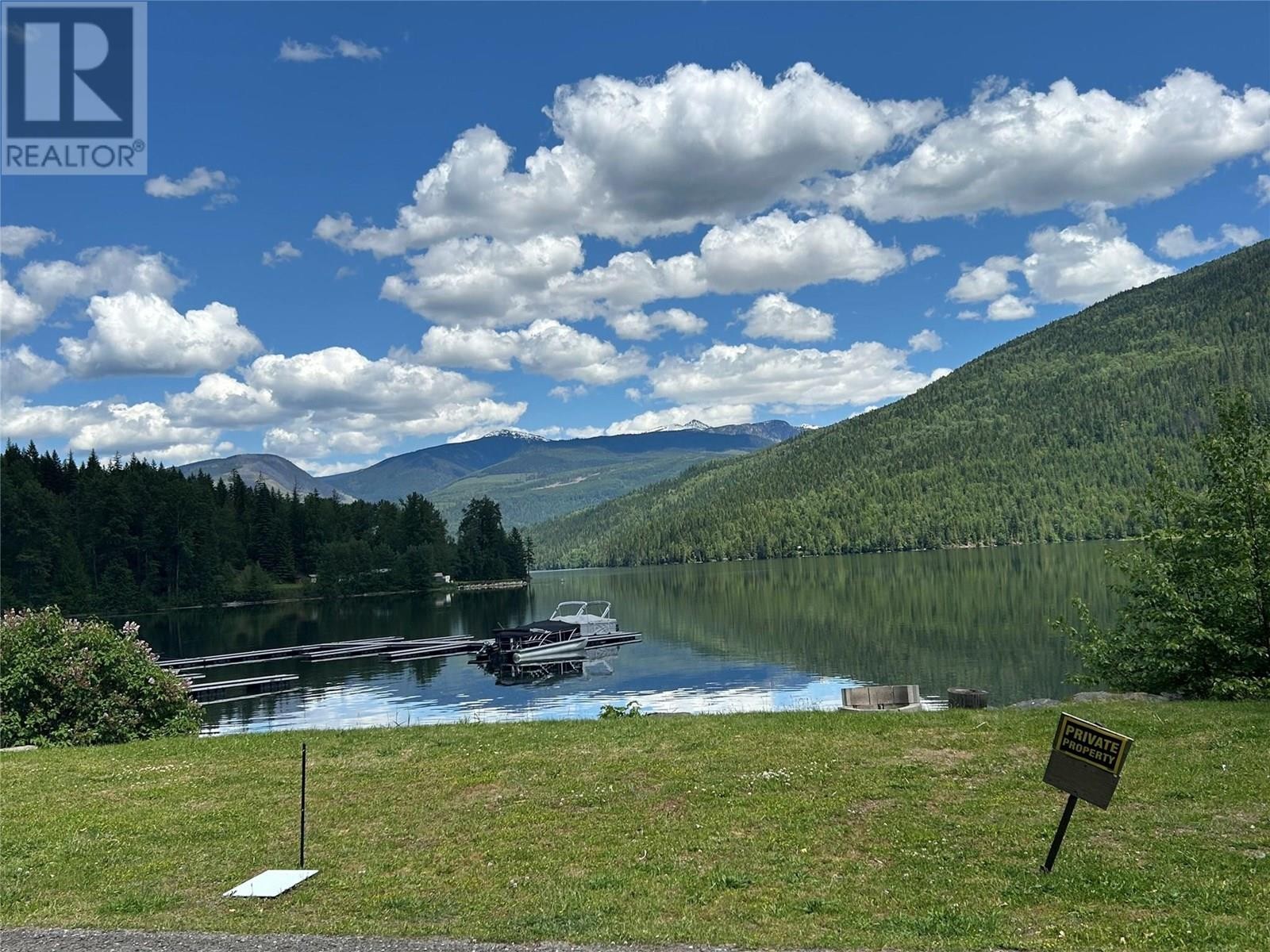 












1681 Sugar Lake Road Unit# 6

,
Cherryville,







British Columbia
V0E2G2

