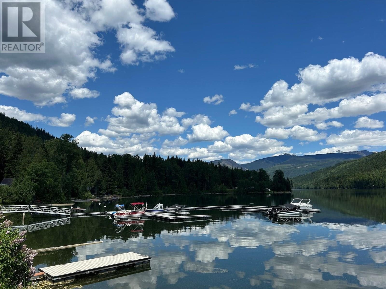 












1681 Sugar Lake Road Unit# 6

,
Cherryville,







British Columbia
V0E2G2

