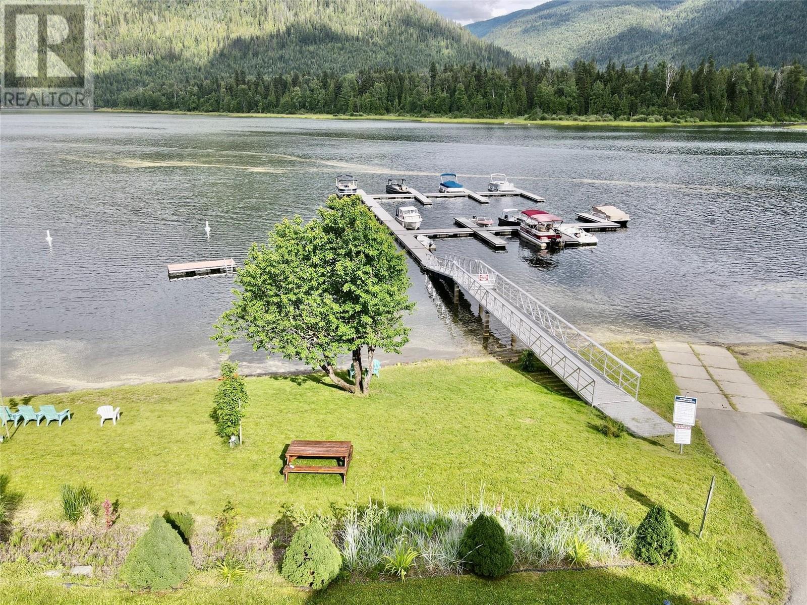 












1681 Sugar Lake Road Unit# 6

,
Cherryville,







British Columbia
V0E2G2

