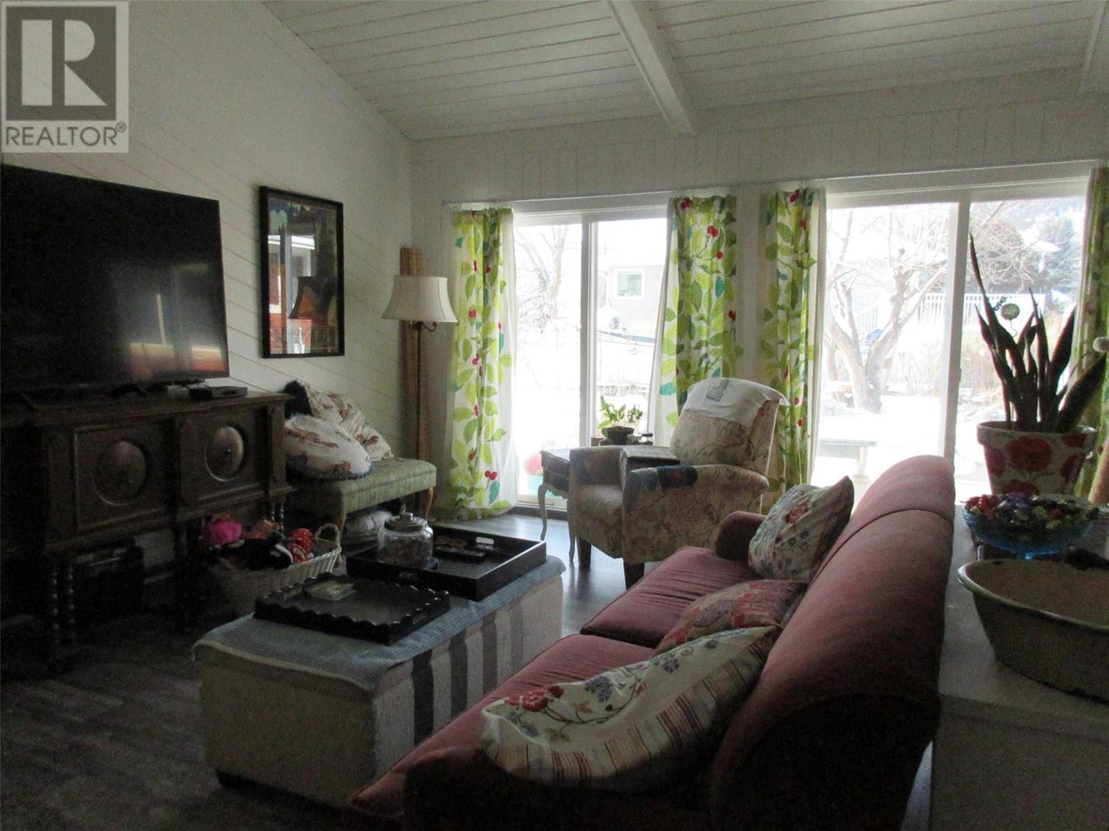 












1999 2ND Avenue

,
Merritt,




British Columbia
V1K1J7

