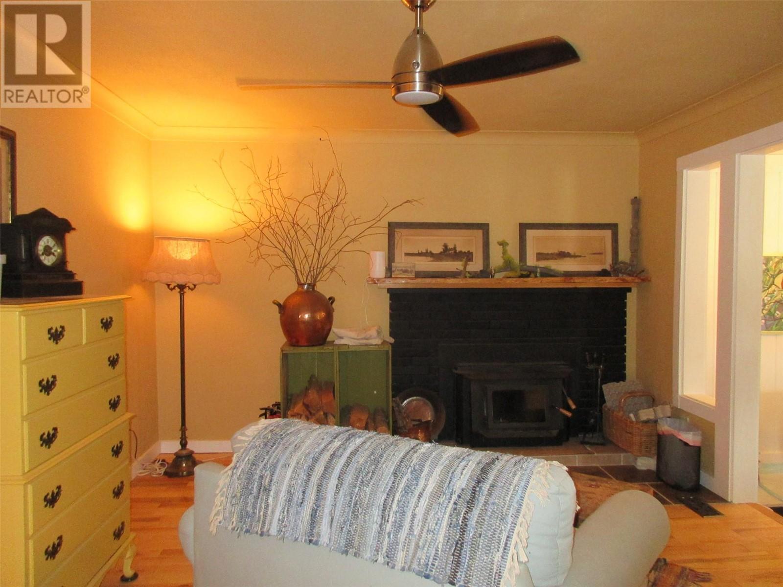 












1999 2ND Avenue

,
Merritt,




British Columbia
V1K1J7

