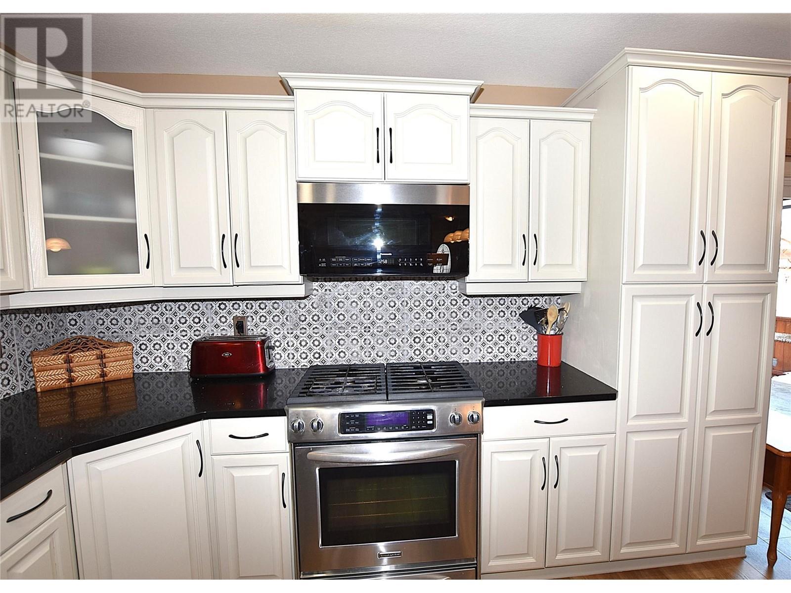 












519 Loon Avenue

,
Vernon,




British Columbia
V1H2A1

