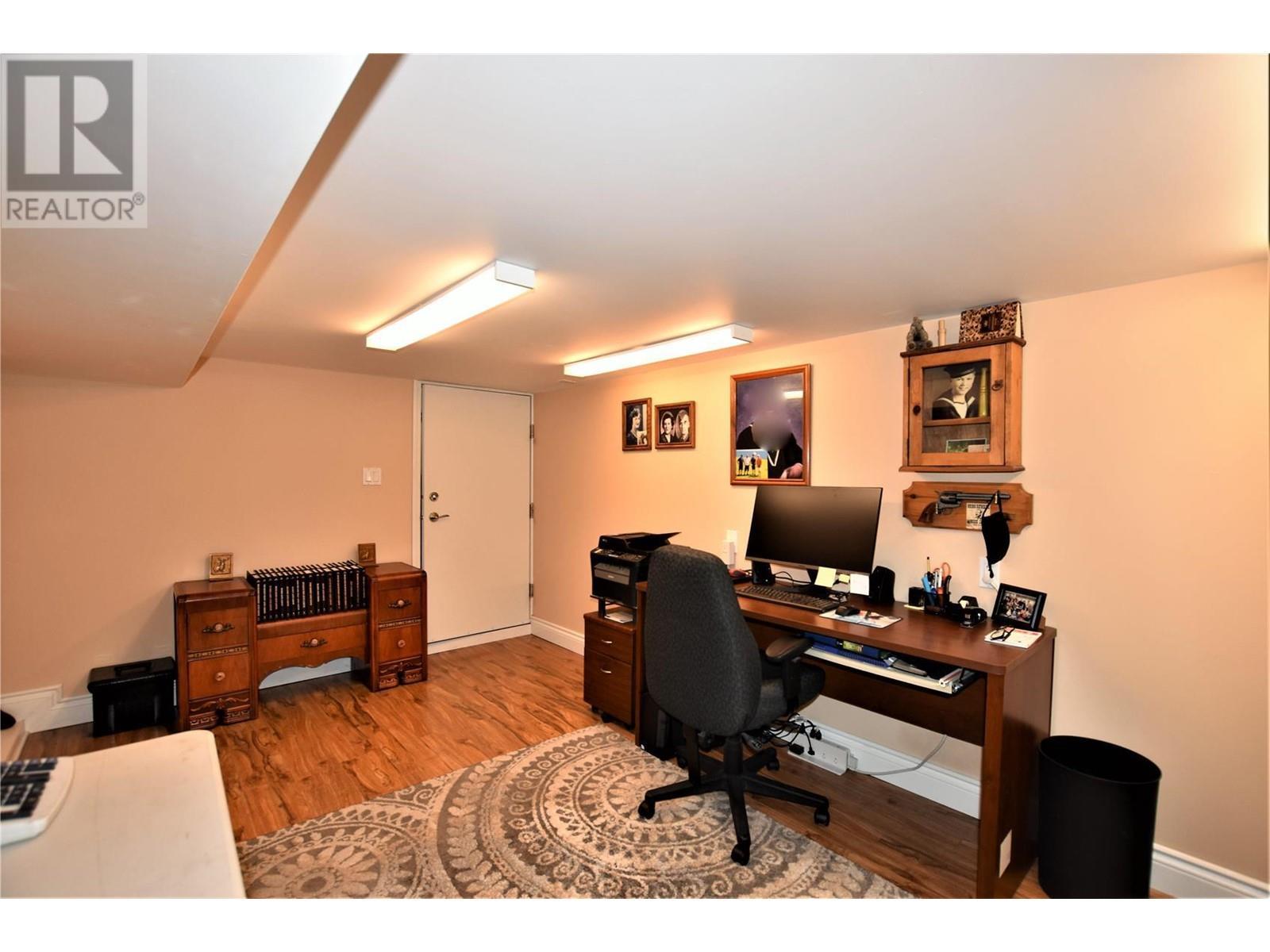 












519 Loon Avenue

,
Vernon,




British Columbia
V1H2A1

