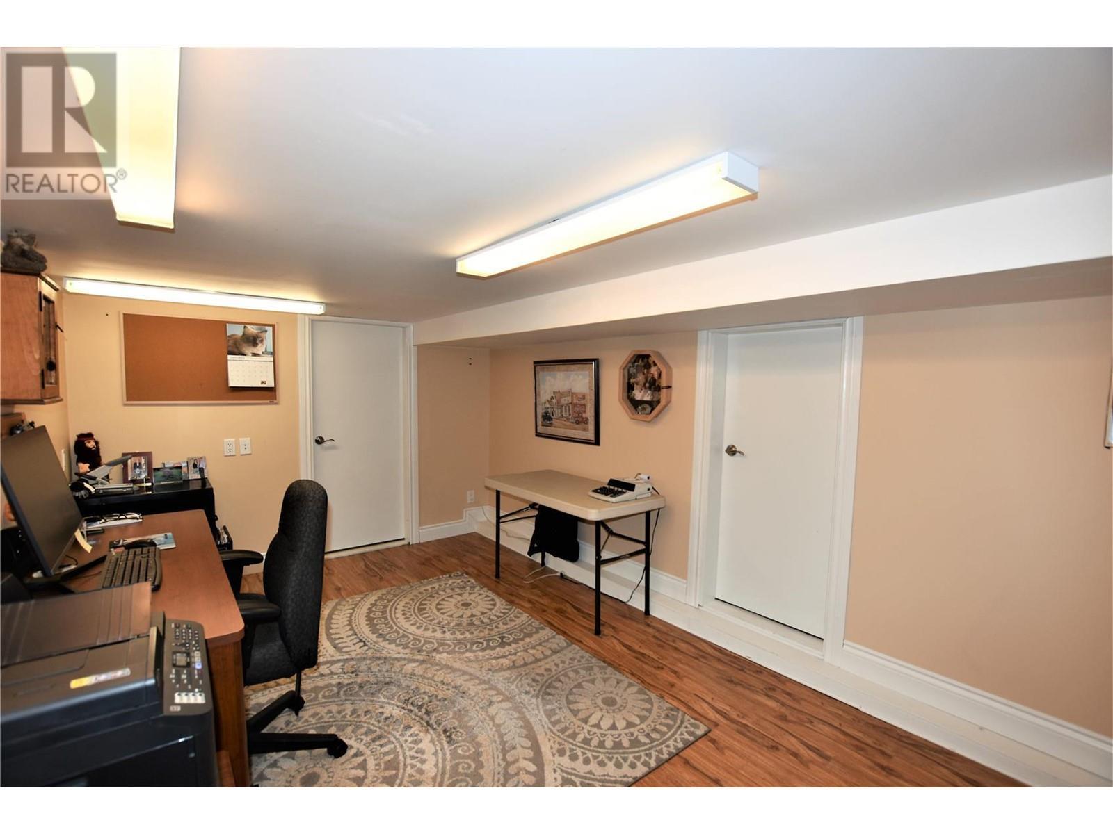 












519 Loon Avenue

,
Vernon,




British Columbia
V1H2A1

