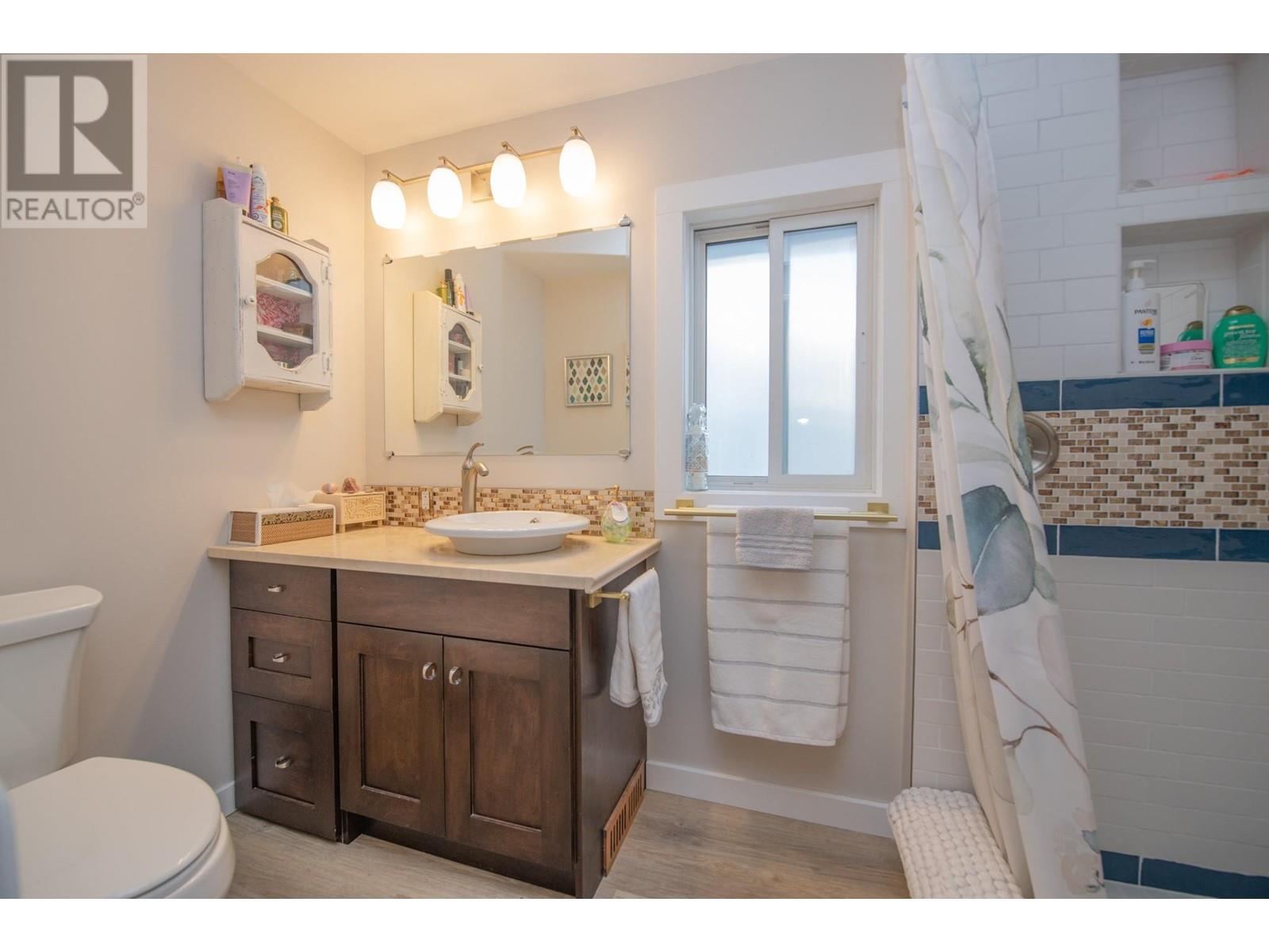 












6710 Tronson Road Unit# 233

,
Vernon,




British Columbia
V1H1X6

