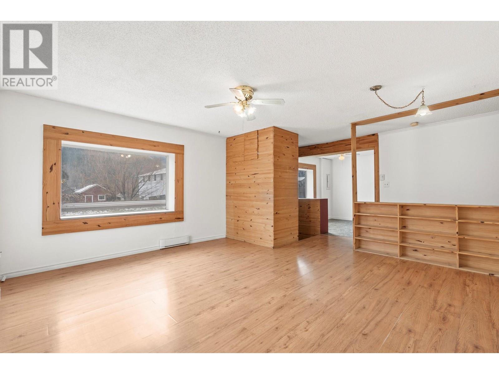 












5768 Highway 97 N Highway

,
Falkland,




British Columbia
V0E1W0

