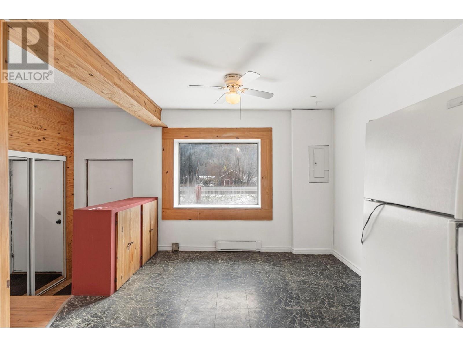 












5768 Highway 97 N Highway

,
Falkland,




British Columbia
V0E1W0

