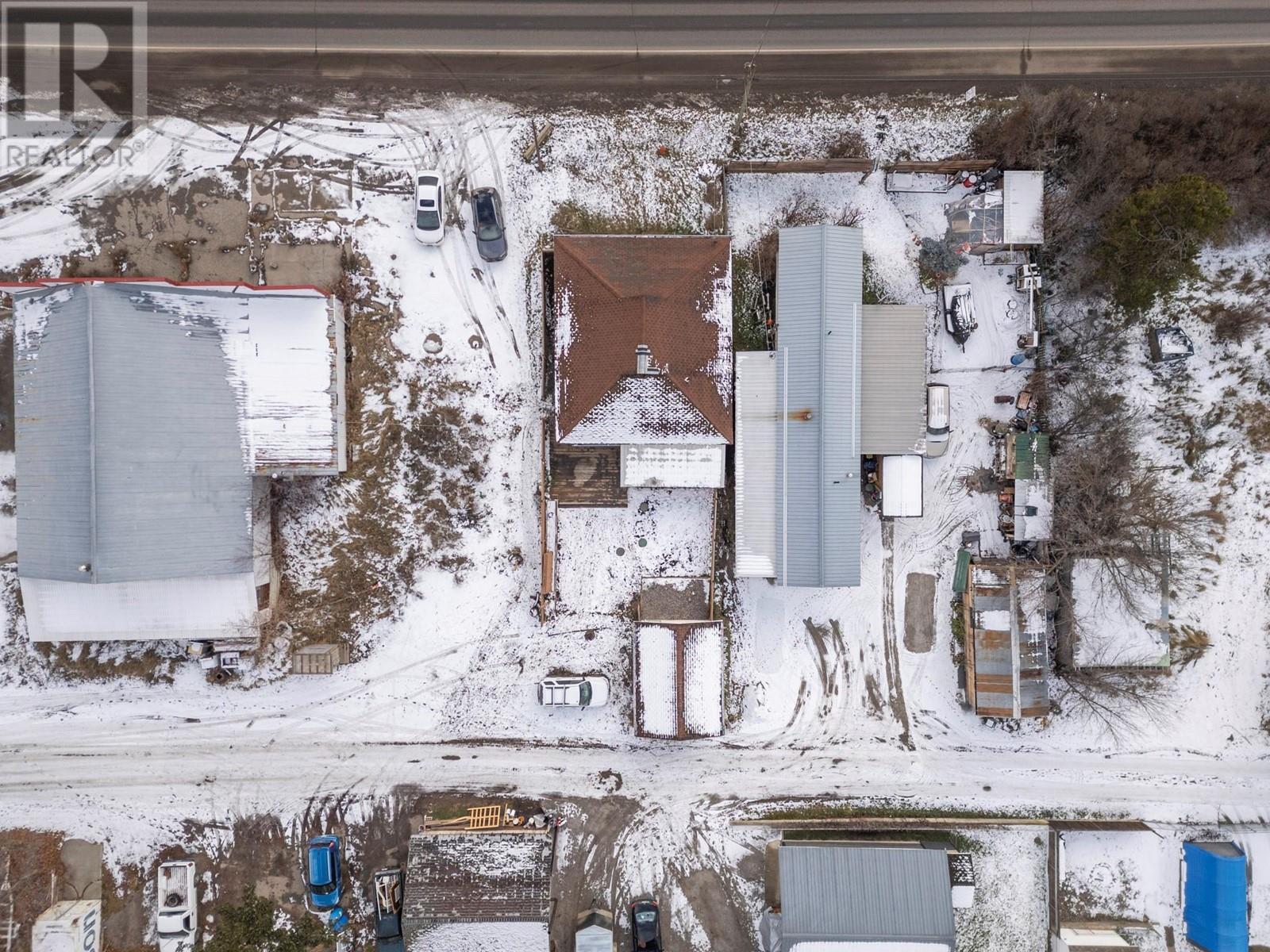 












5768 Highway 97 N Highway

,
Falkland,




British Columbia
V0E1W0

