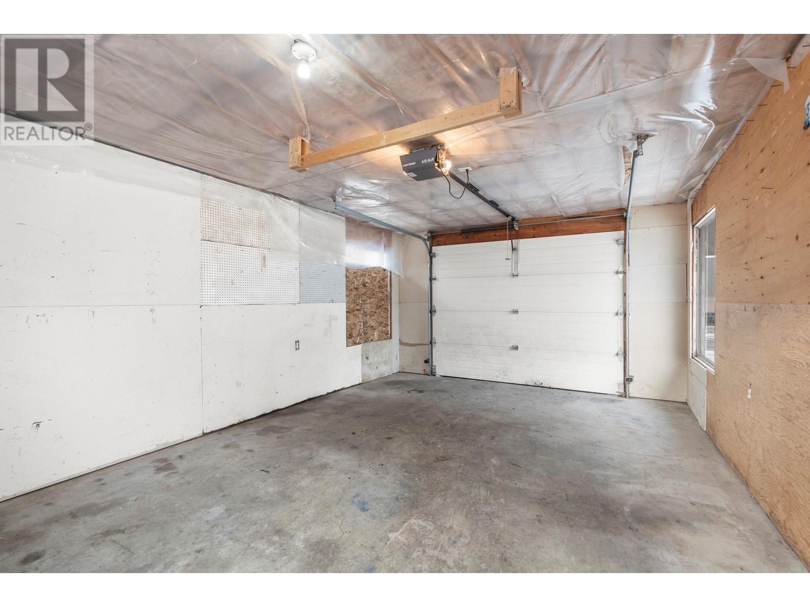 












5768 Highway 97 N Highway

,
Falkland,




British Columbia
V0E1W0

