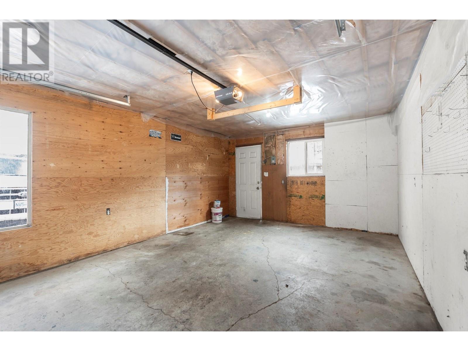 












5768 Highway 97 N Highway

,
Falkland,




British Columbia
V0E1W0

