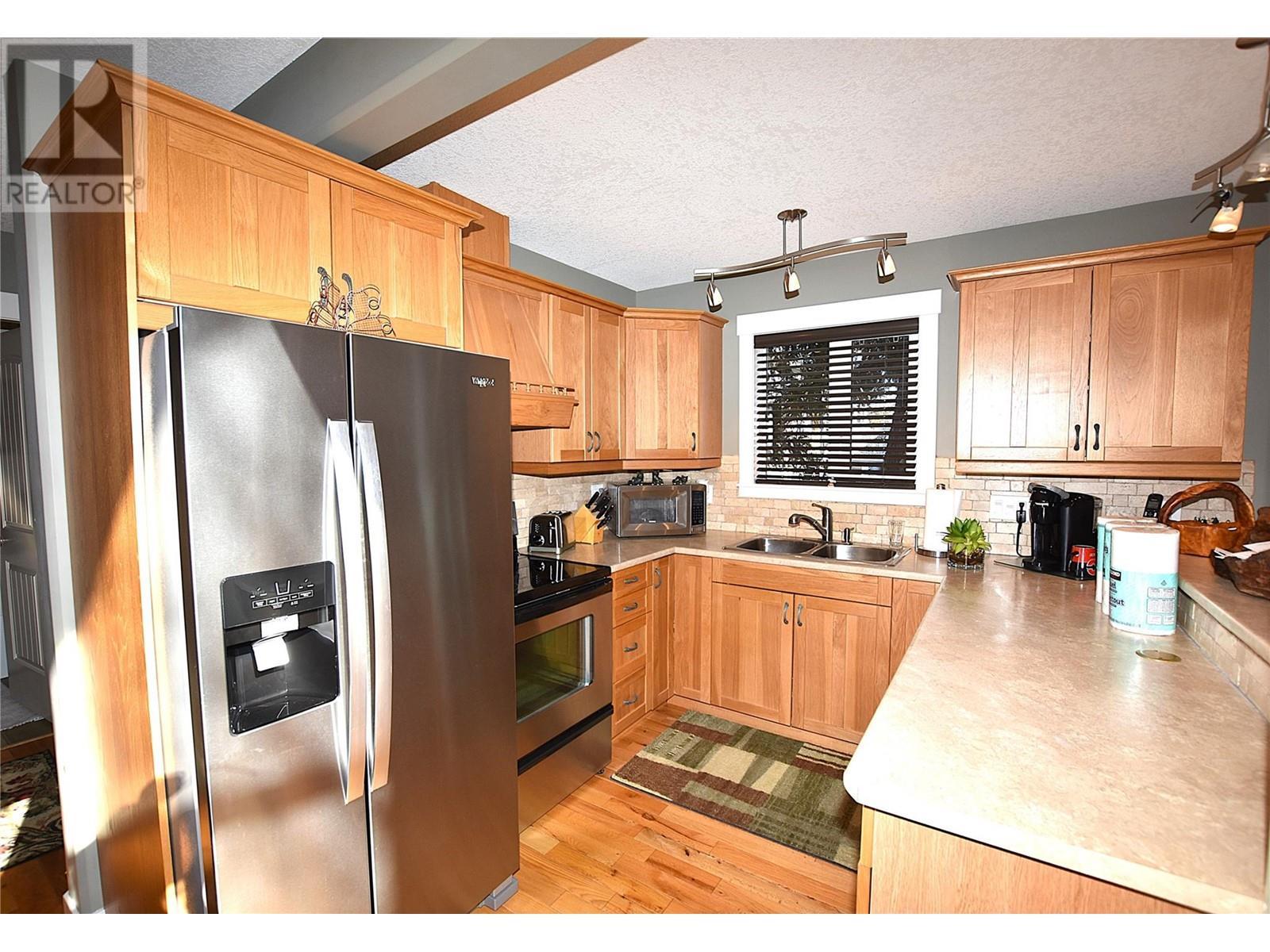 












239 Falcon Avenue

,
Vernon,




British Columbia
V1H2A1

