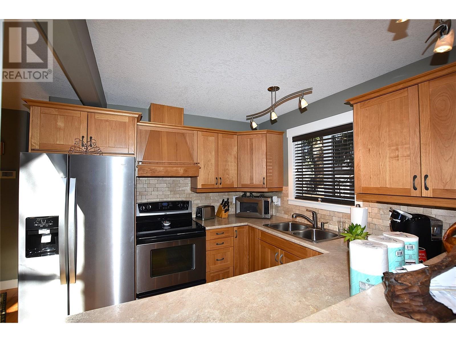 












239 Falcon Avenue

,
Vernon,




British Columbia
V1H2A1

