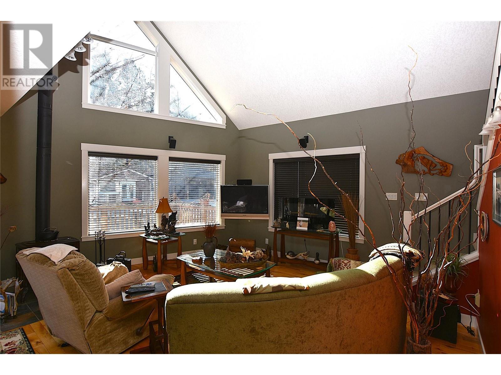 












239 Falcon Avenue

,
Vernon,




British Columbia
V1H2A1

