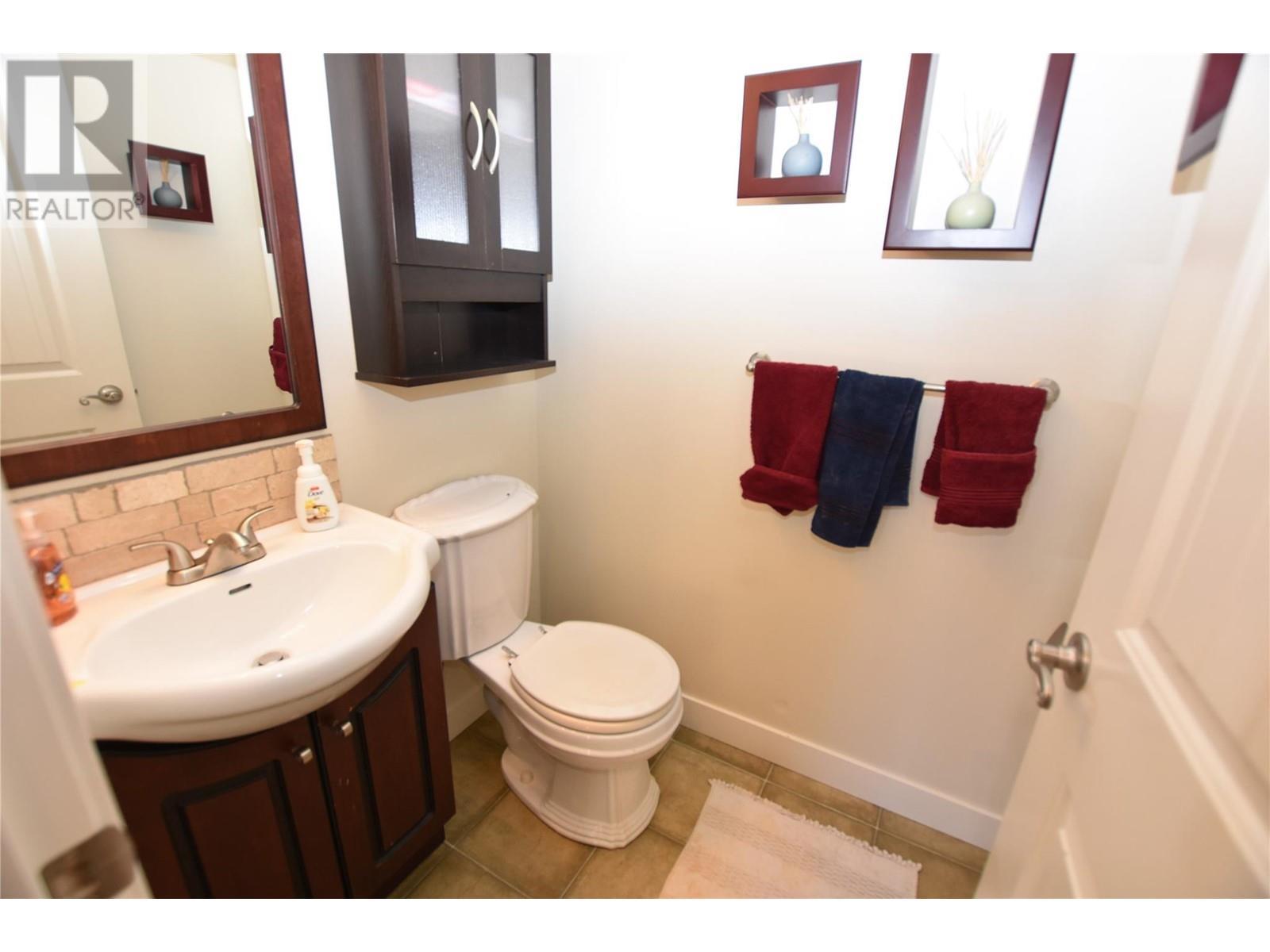 












239 Falcon Avenue

,
Vernon,




British Columbia
V1H2A1

