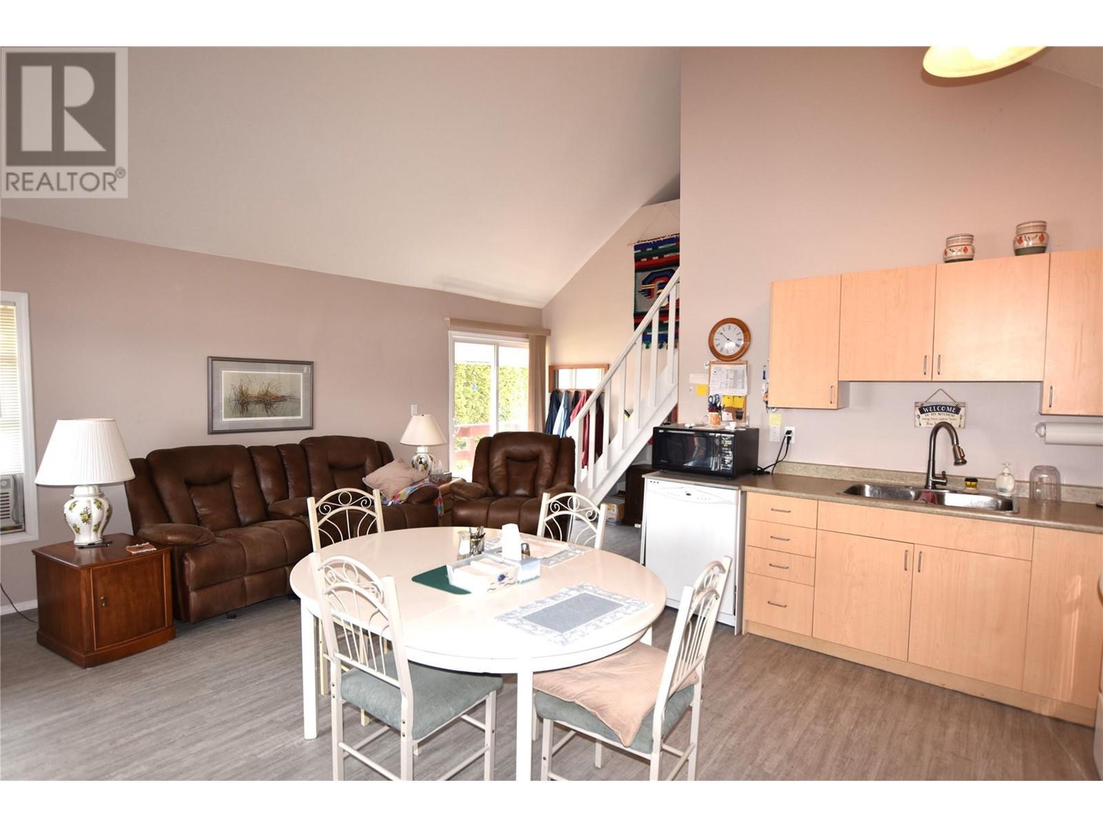 












10983 Westside Road

,
Vernon,




British Columbia
V1H2H1

