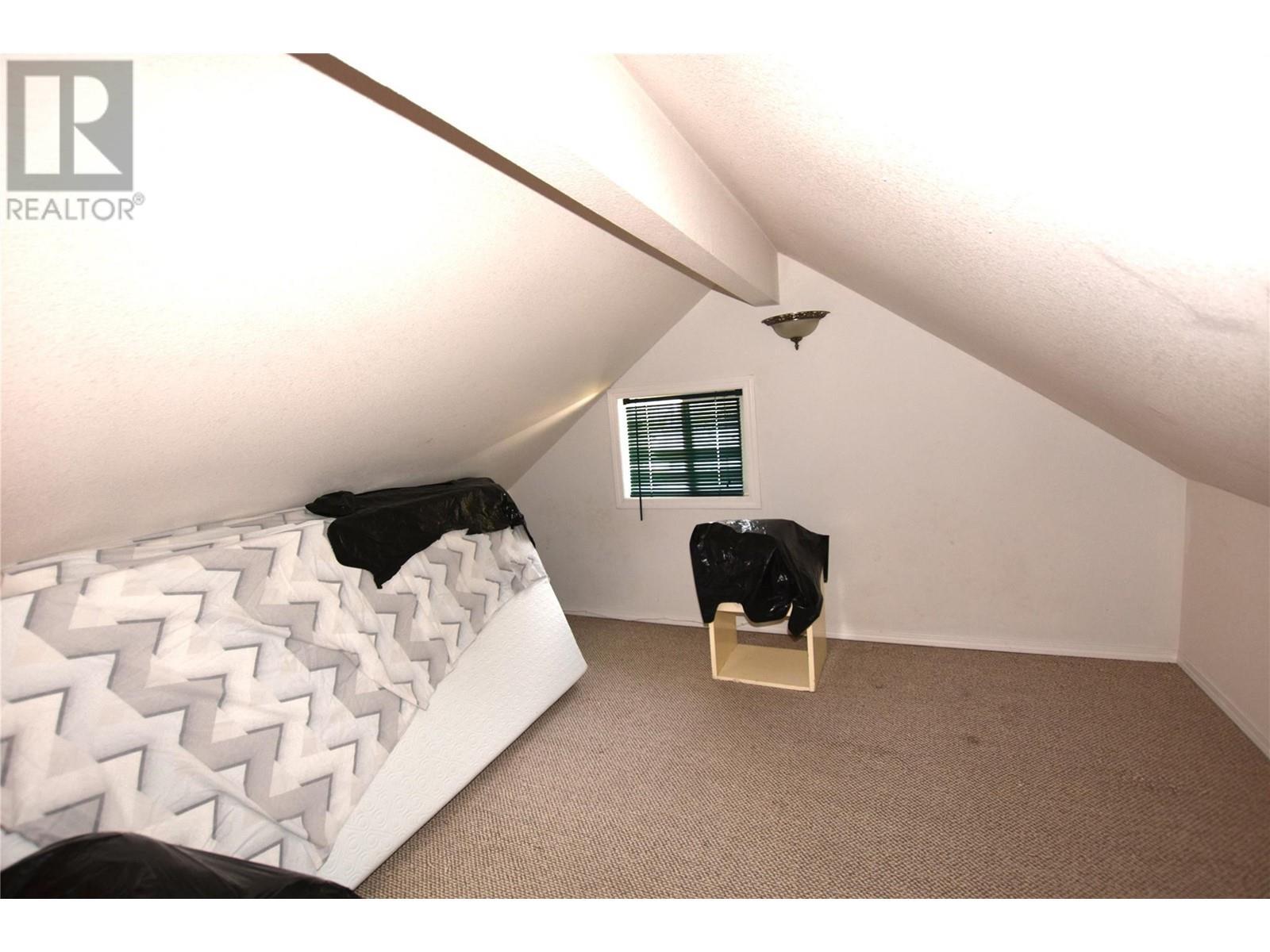 












10983 Westside Road

,
Vernon,




British Columbia
V1H2H1

