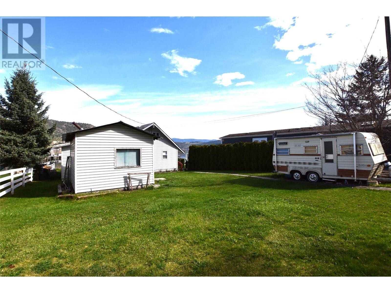 












10983 Westside Road

,
Vernon,




British Columbia
V1H2H1

