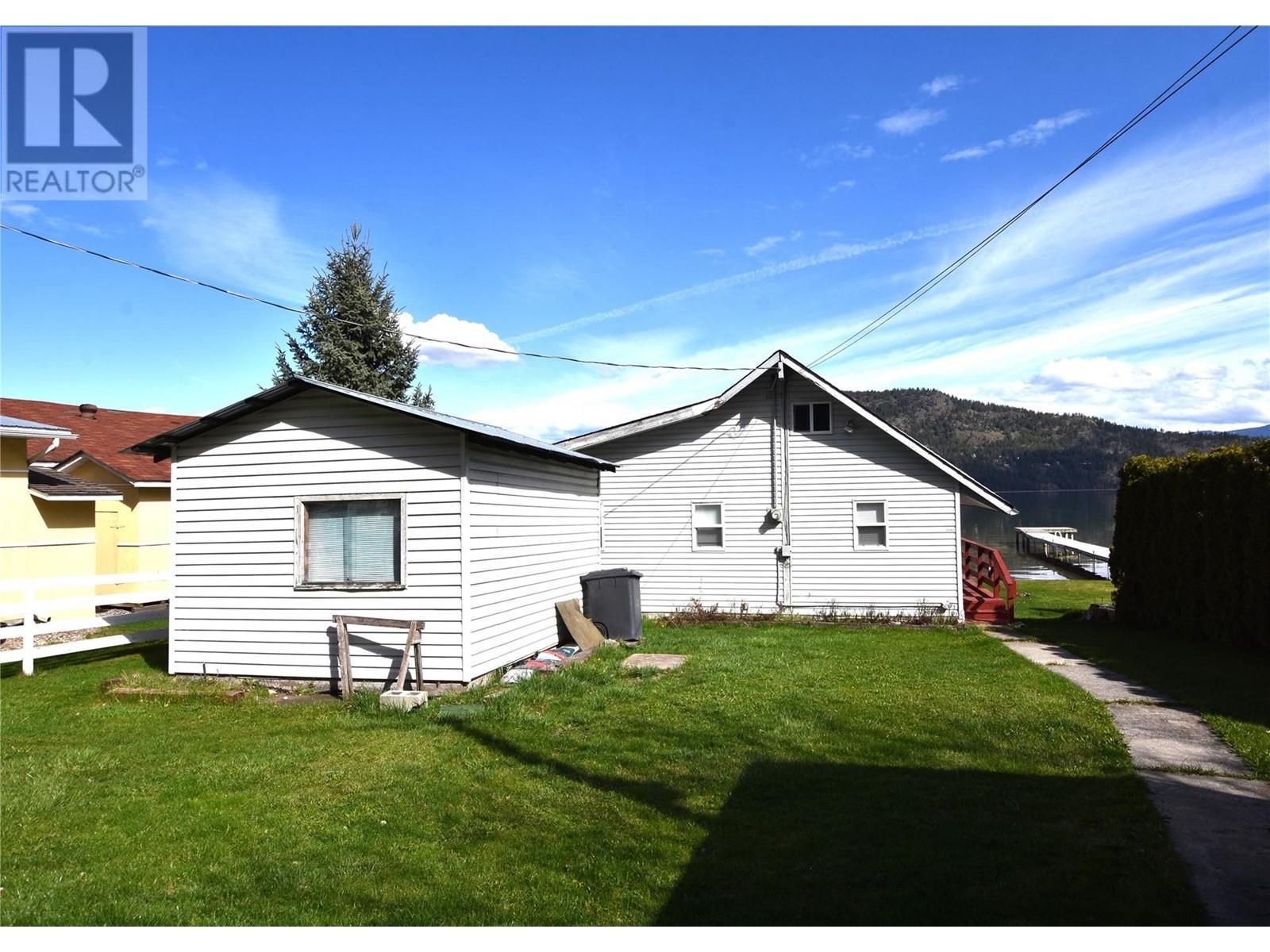 












10983 Westside Road

,
Vernon,




British Columbia
V1H2H1

