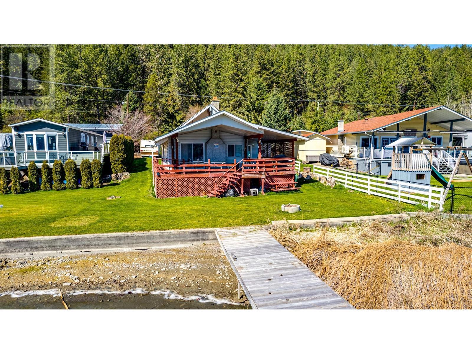 












10983 Westside Road

,
Vernon,




British Columbia
V1H2H1


