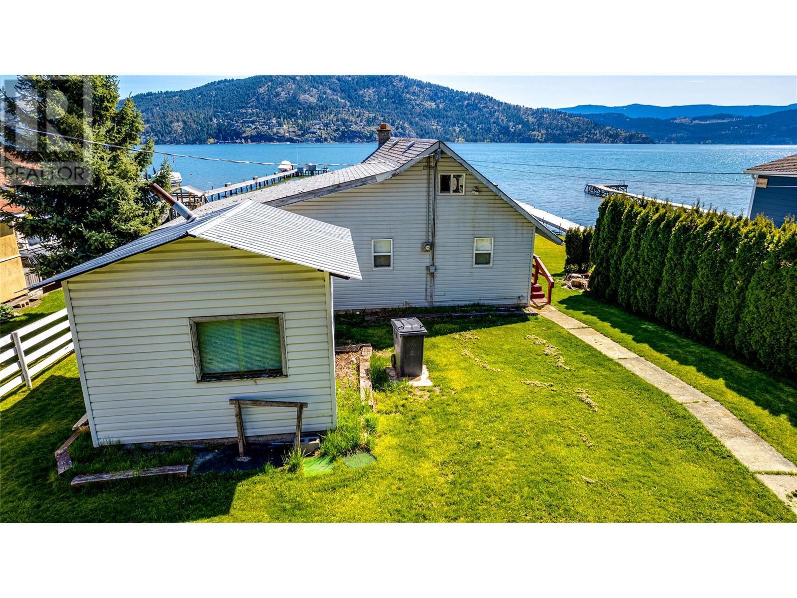 












10983 Westside Road

,
Vernon,




British Columbia
V1H2H1

