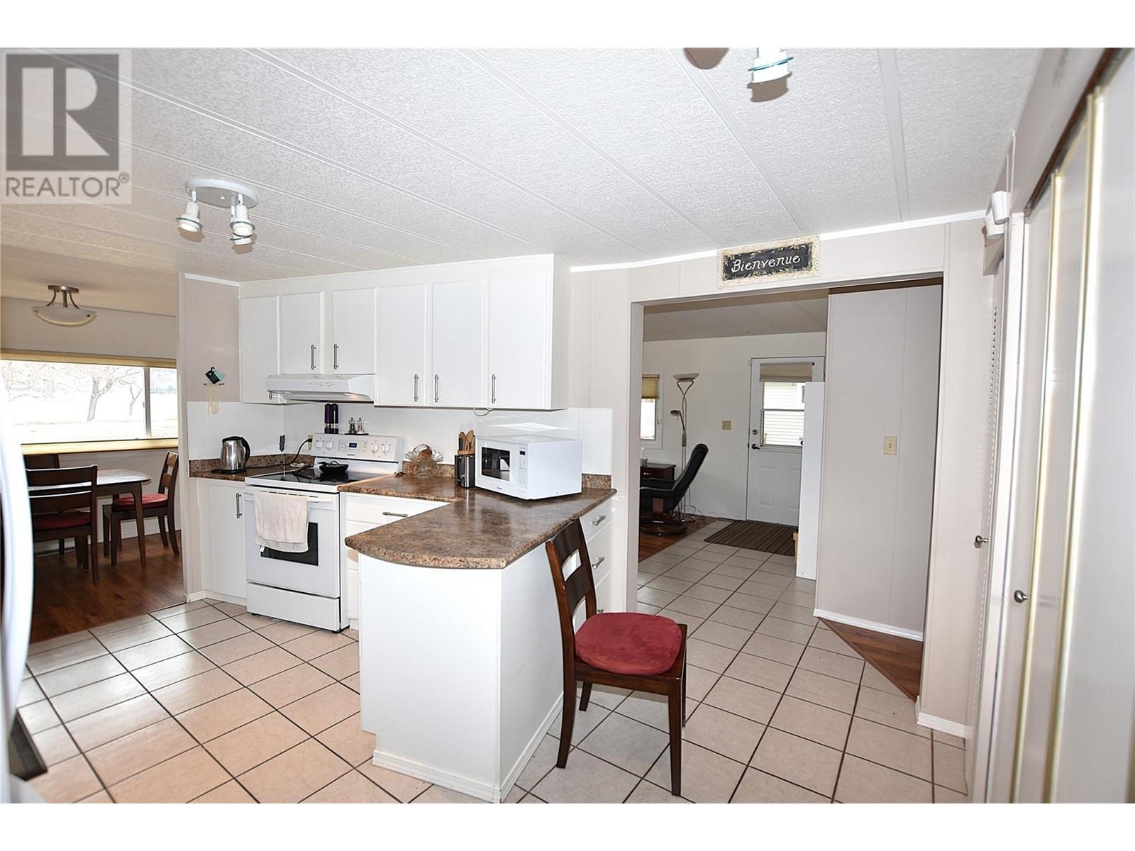 












2727 Lakeshore Road Unit# 48

,
Vernon,




British Columbia
V1H1X5


