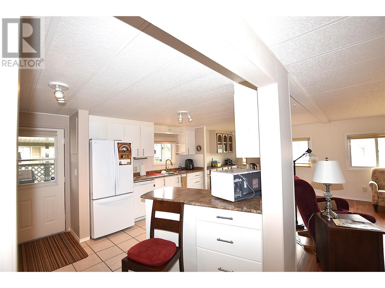 












2727 Lakeshore Road Unit# 48

,
Vernon,




British Columbia
V1H1X5

