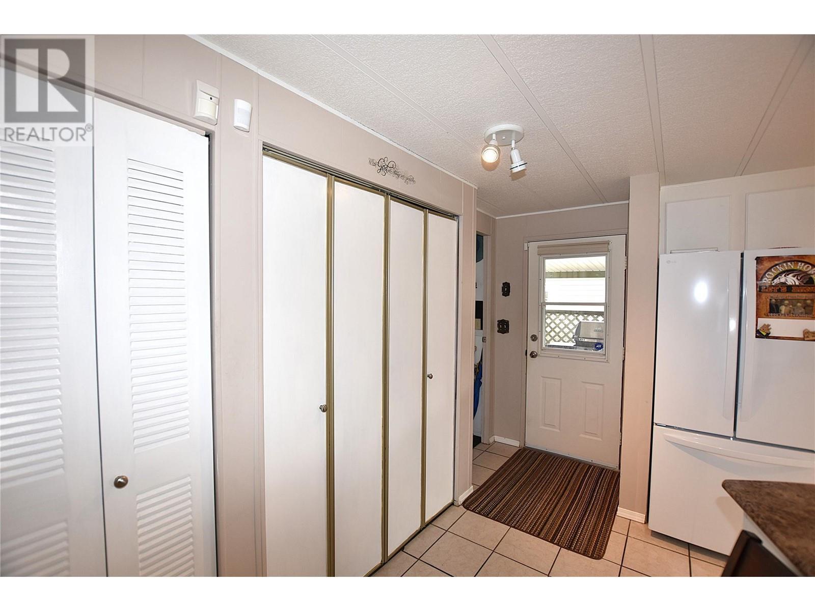 












2727 Lakeshore Road Unit# 48

,
Vernon,




British Columbia
V1H1X5

