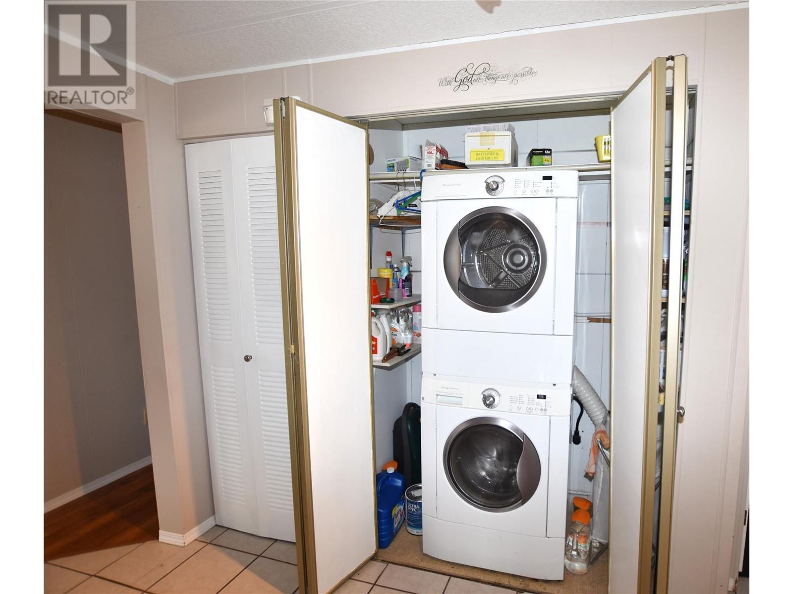 












2727 Lakeshore Road Unit# 48

,
Vernon,




British Columbia
V1H1X5

