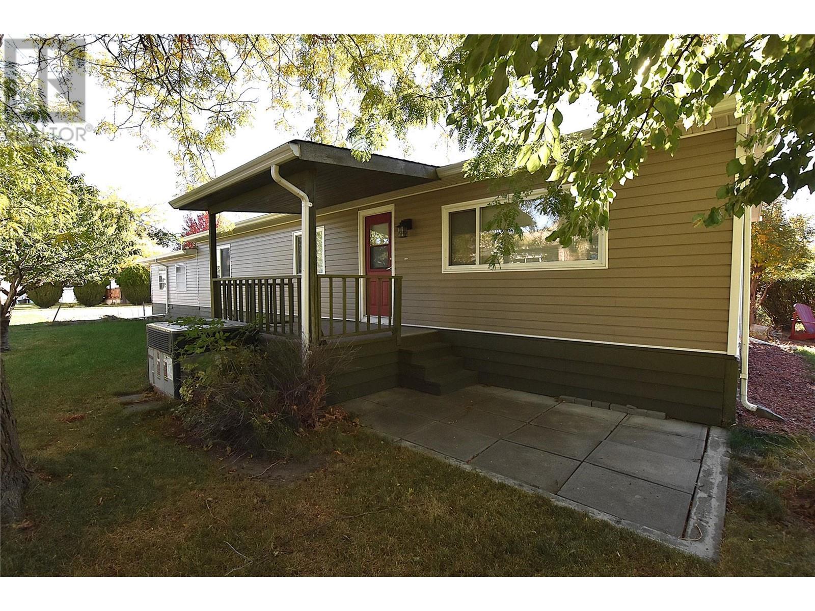












2727 Lakeshore Road Unit# 48

,
Vernon,




British Columbia
V1H1X5

