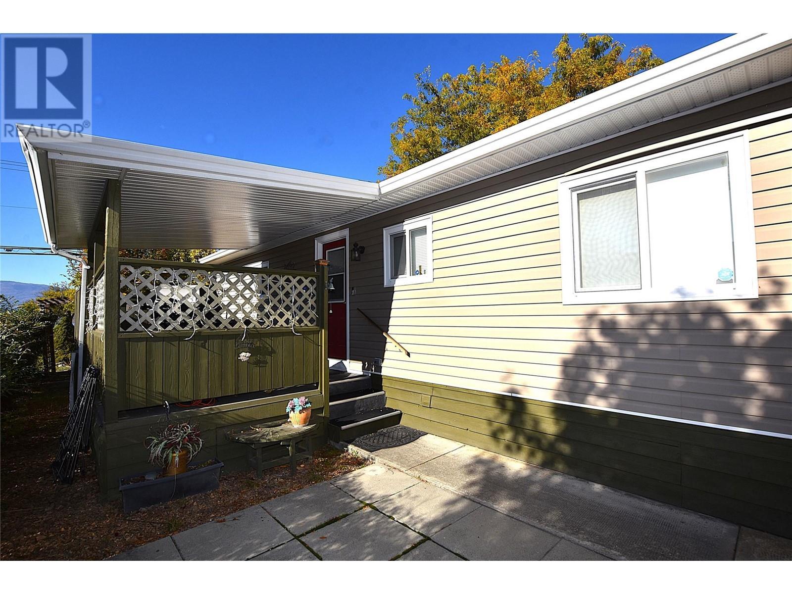 












2727 Lakeshore Road Unit# 48

,
Vernon,




British Columbia
V1H1X5

