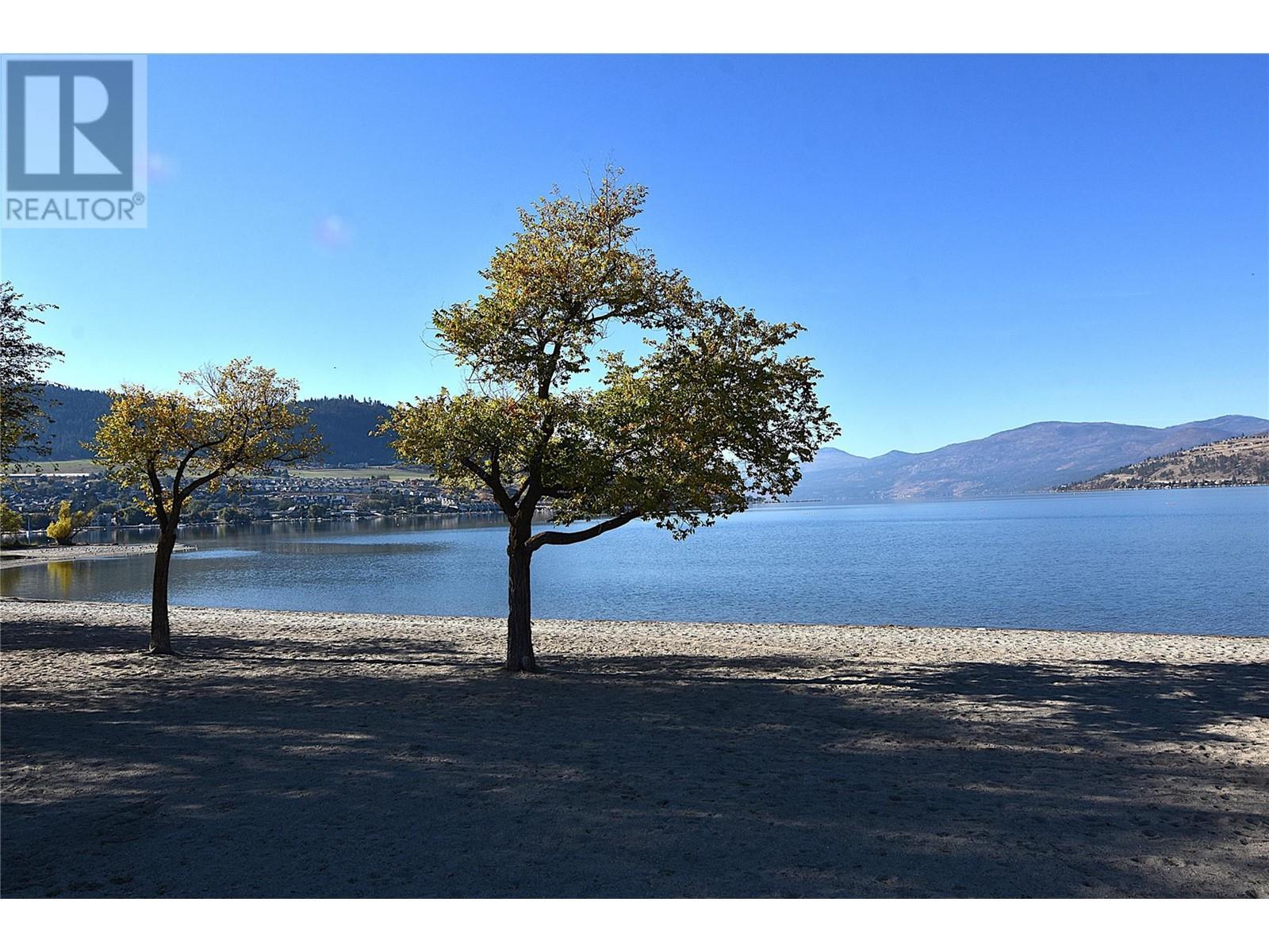












2727 Lakeshore Road Unit# 48

,
Vernon,




British Columbia
V1H1X5

