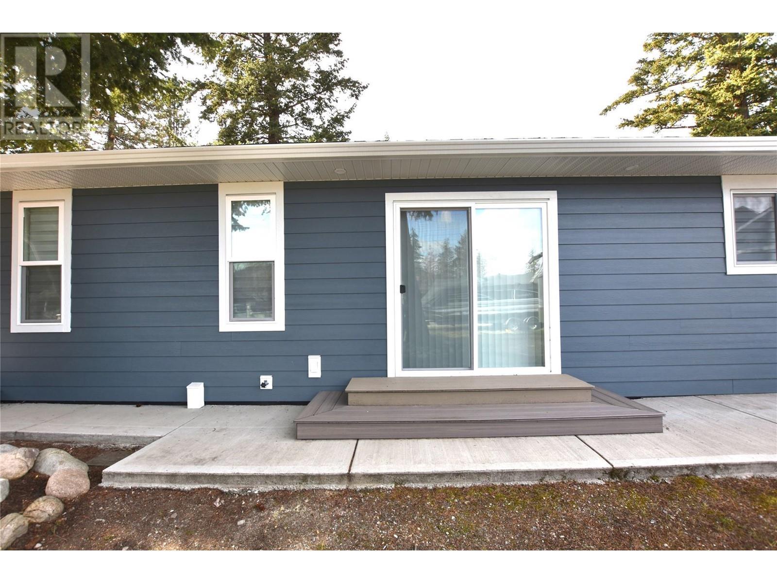 












233 234 Falcon Avenue

,
Vernon,




British Columbia
V1H2A1

