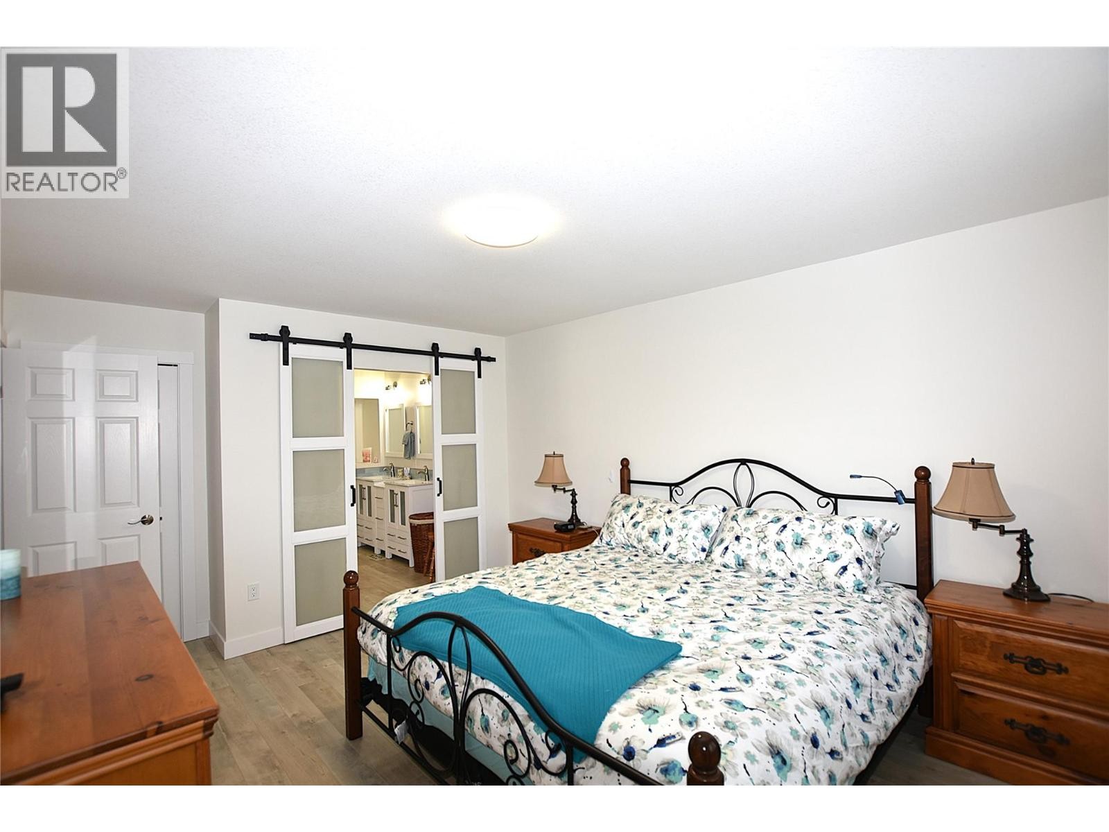 












233 234 Falcon Avenue

,
Vernon,




British Columbia
V1H2A1


