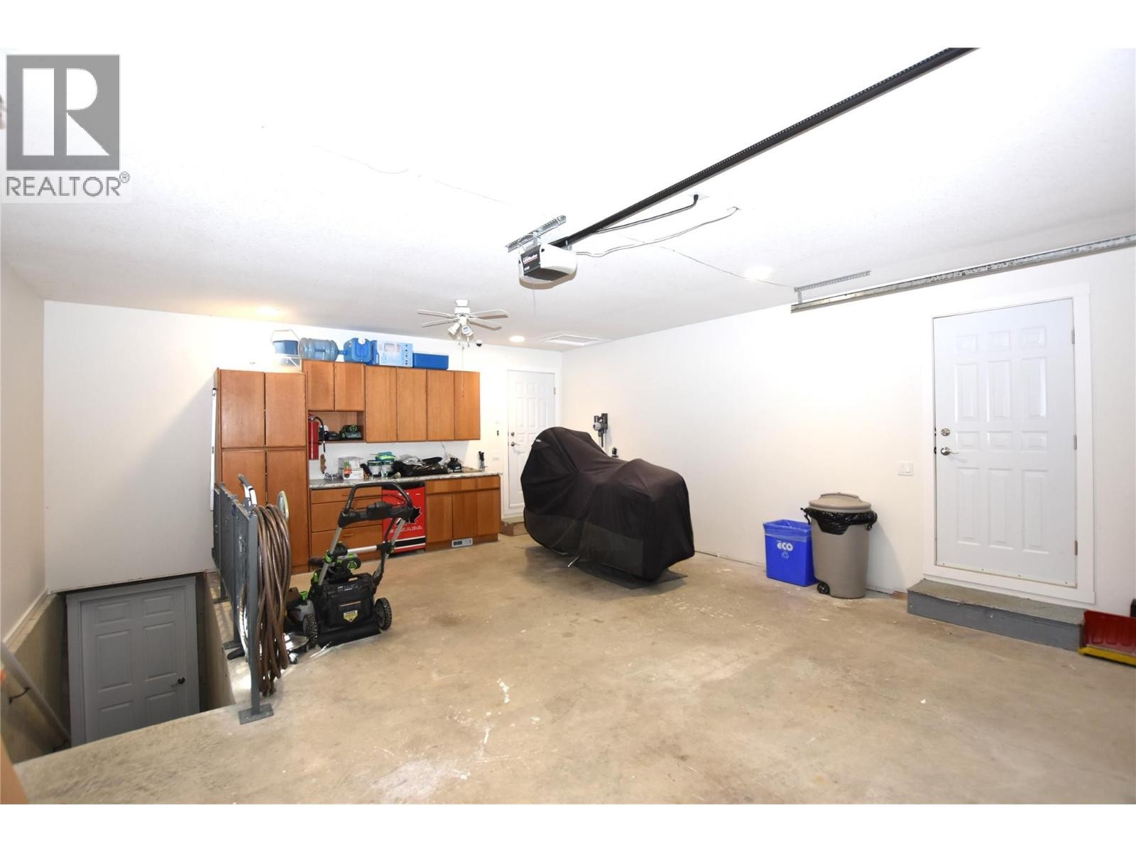 












233 234 Falcon Avenue

,
Vernon,




British Columbia
V1H2A1

