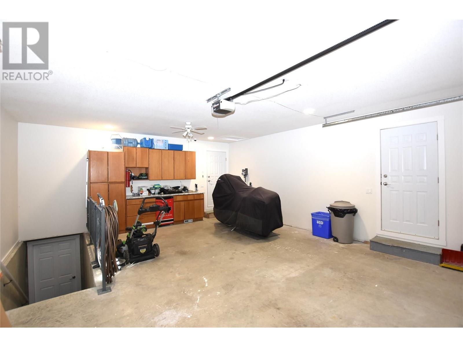 












233 234 Falcon Avenue

,
Vernon,




British Columbia
V1H2A1

