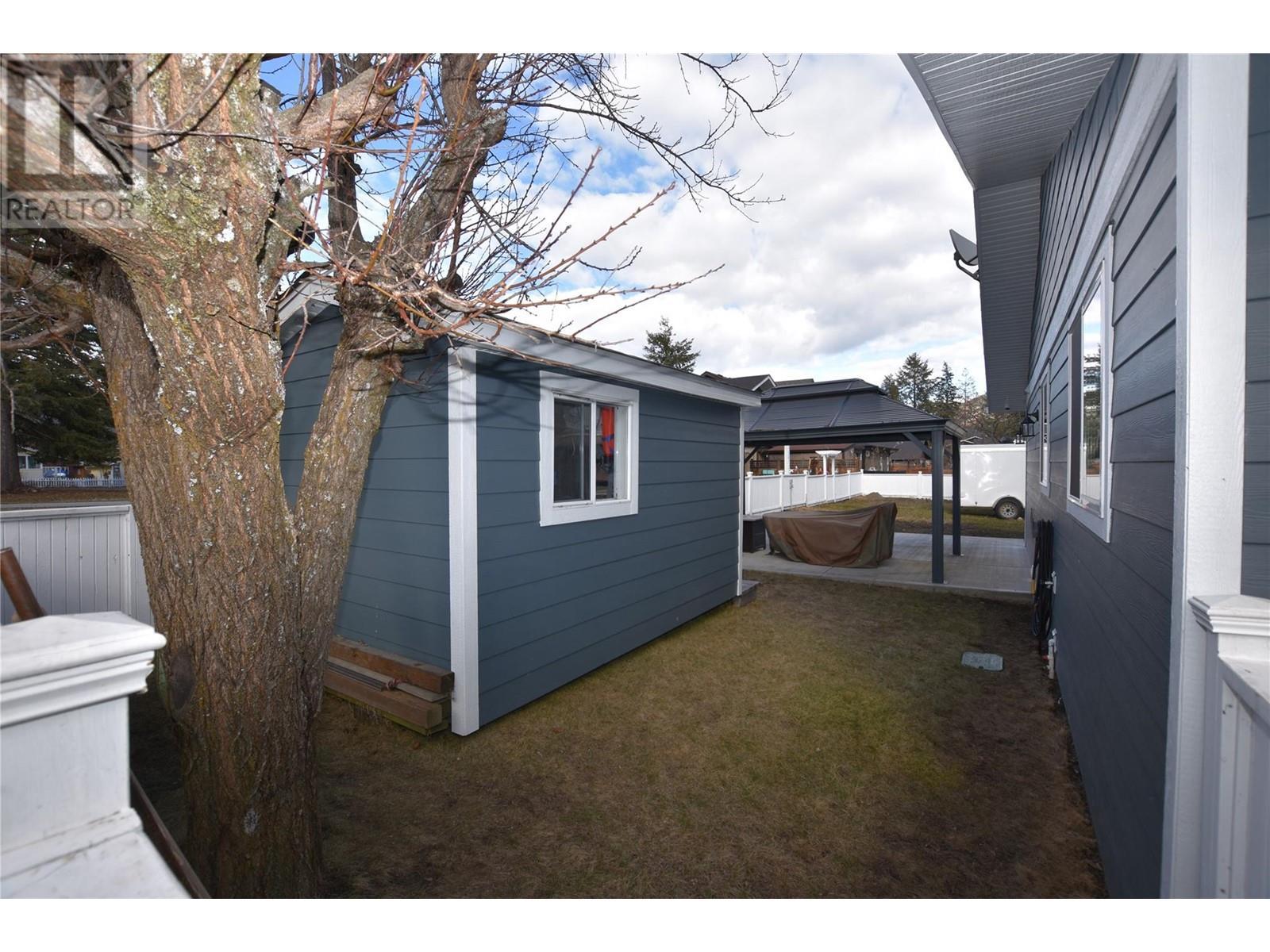 












233 234 Falcon Avenue

,
Vernon,




British Columbia
V1H2A1

