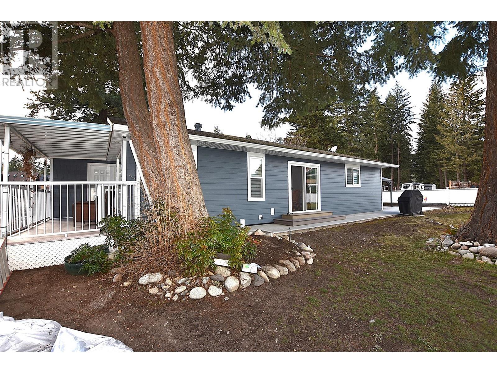 












233 234 Falcon Avenue

,
Vernon,




British Columbia
V1H2A1

