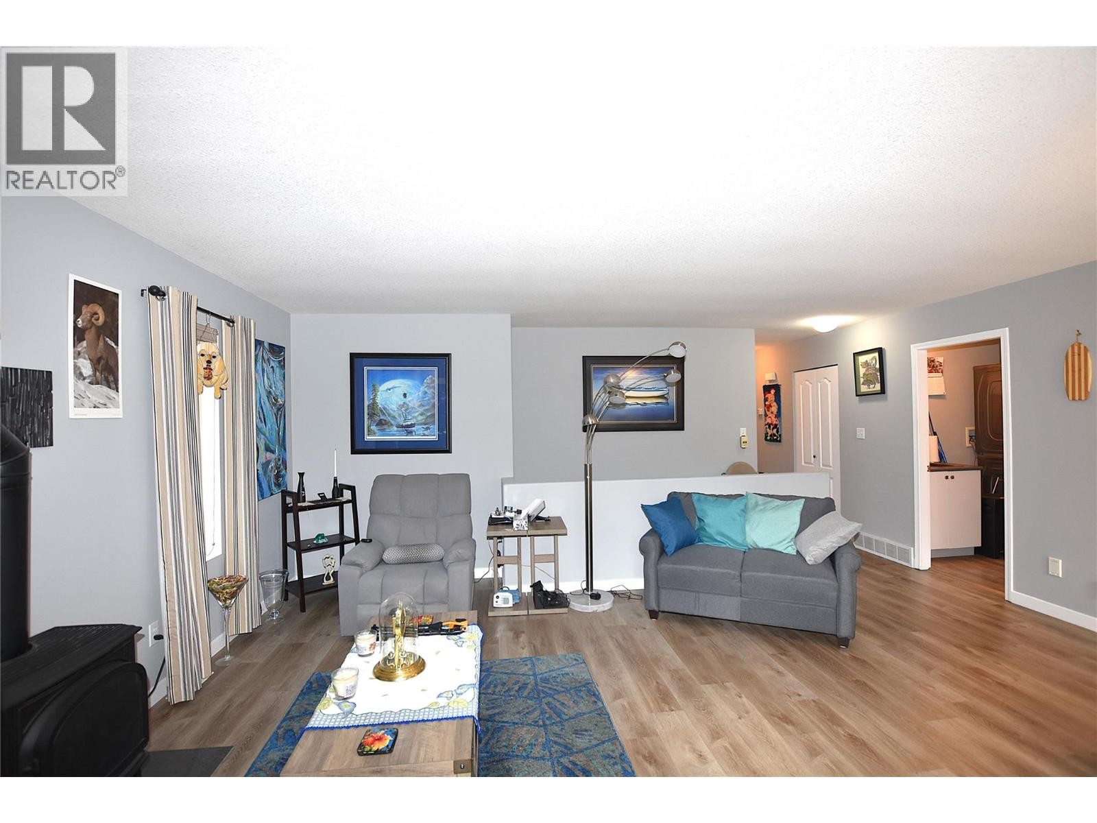 












145 Falcon Avenue

,
Vernon,




British Columbia
V1H2A1

