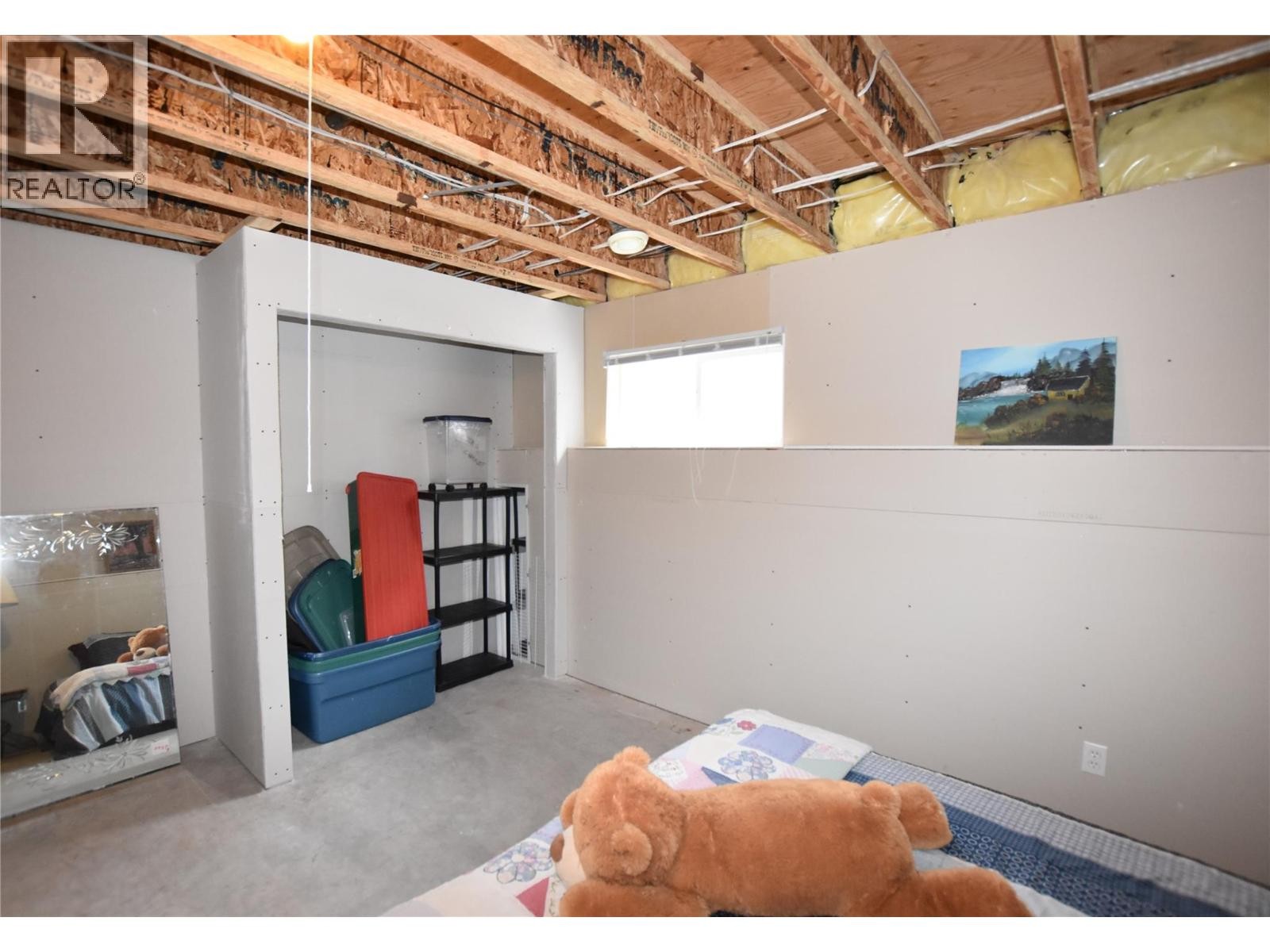 












145 Falcon Avenue

,
Vernon,




British Columbia
V1H2A1

