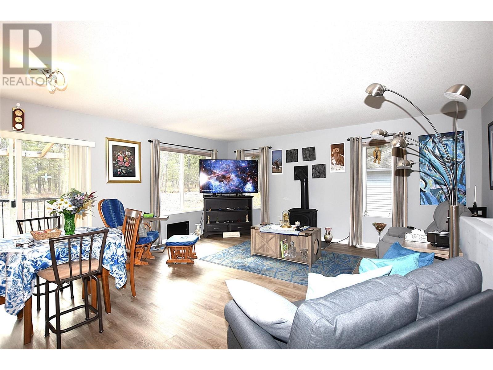 












145 Falcon Avenue

,
Vernon,




British Columbia
V1H2A1

