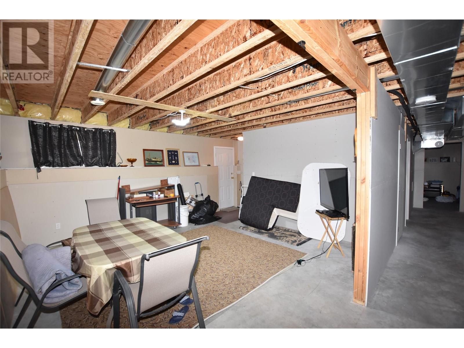 












145 Falcon Avenue

,
Vernon,




British Columbia
V1H2A1

