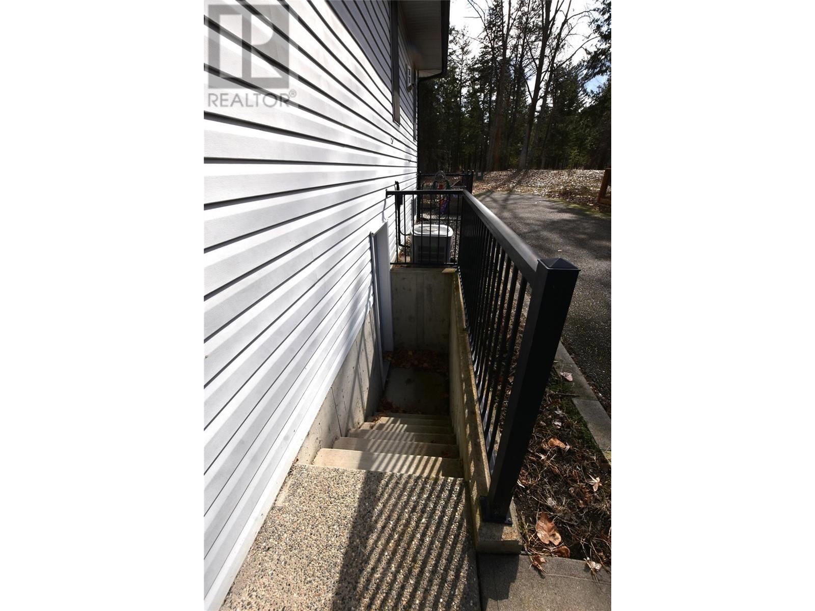












145 Falcon Avenue

,
Vernon,




British Columbia
V1H2A1


