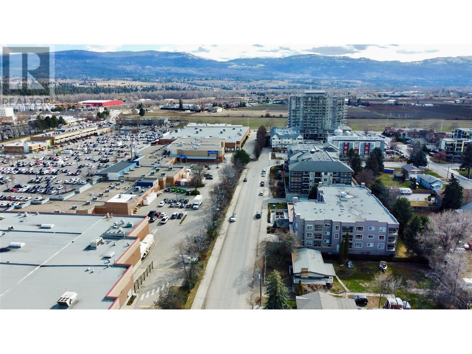 












2110 Vasile Road

,
Kelowna,




British Columbia
V1Y6H5

