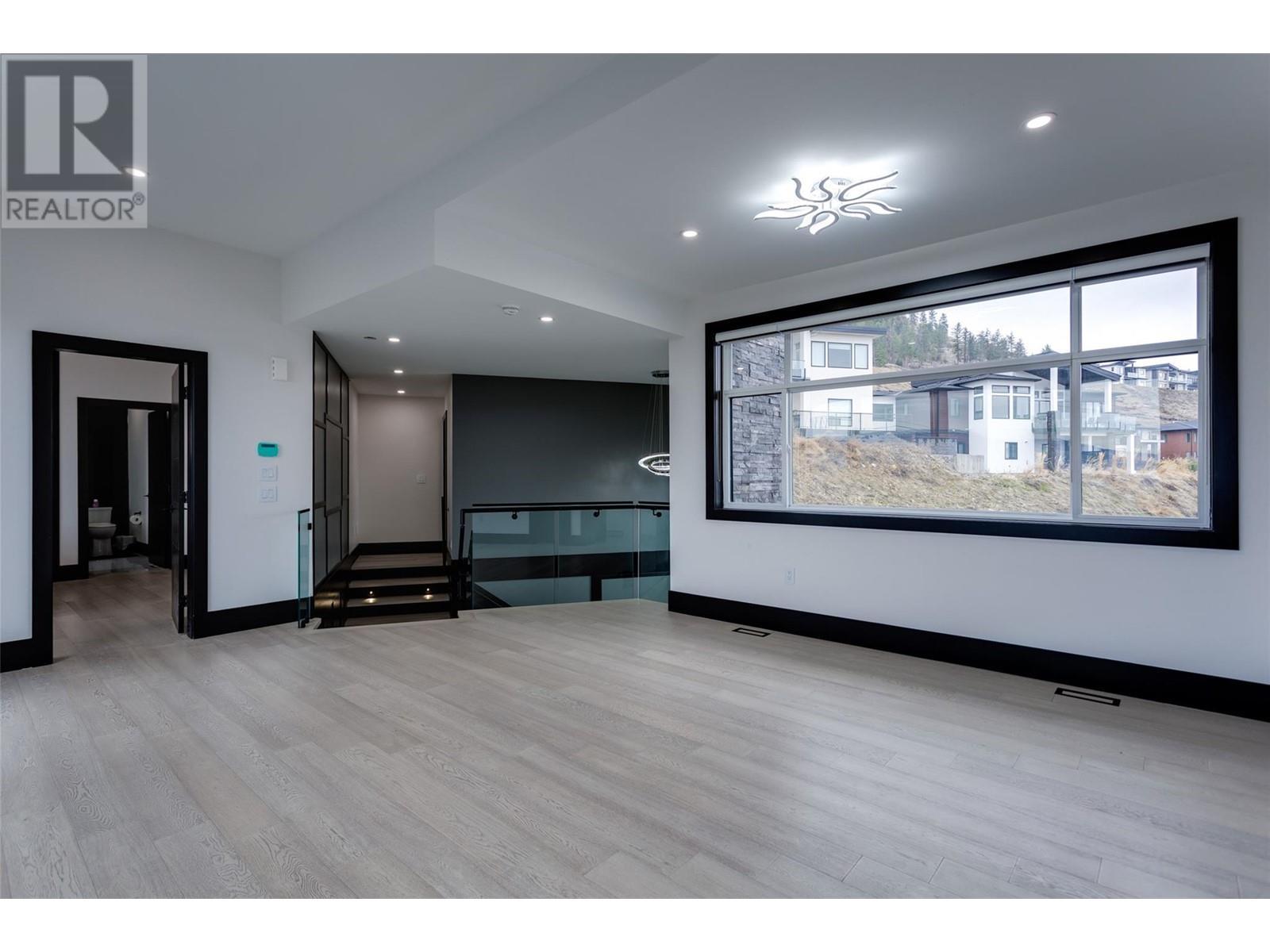 












652 Deans Court

,
Kelowna,




British Columbia
V1P1A1

