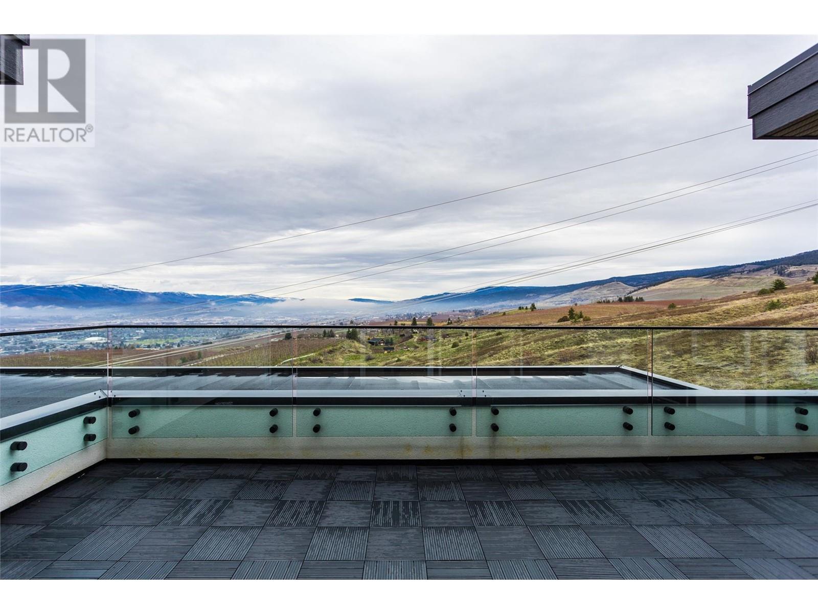












652 Deans Court

,
Kelowna,




British Columbia
V1P1A1

