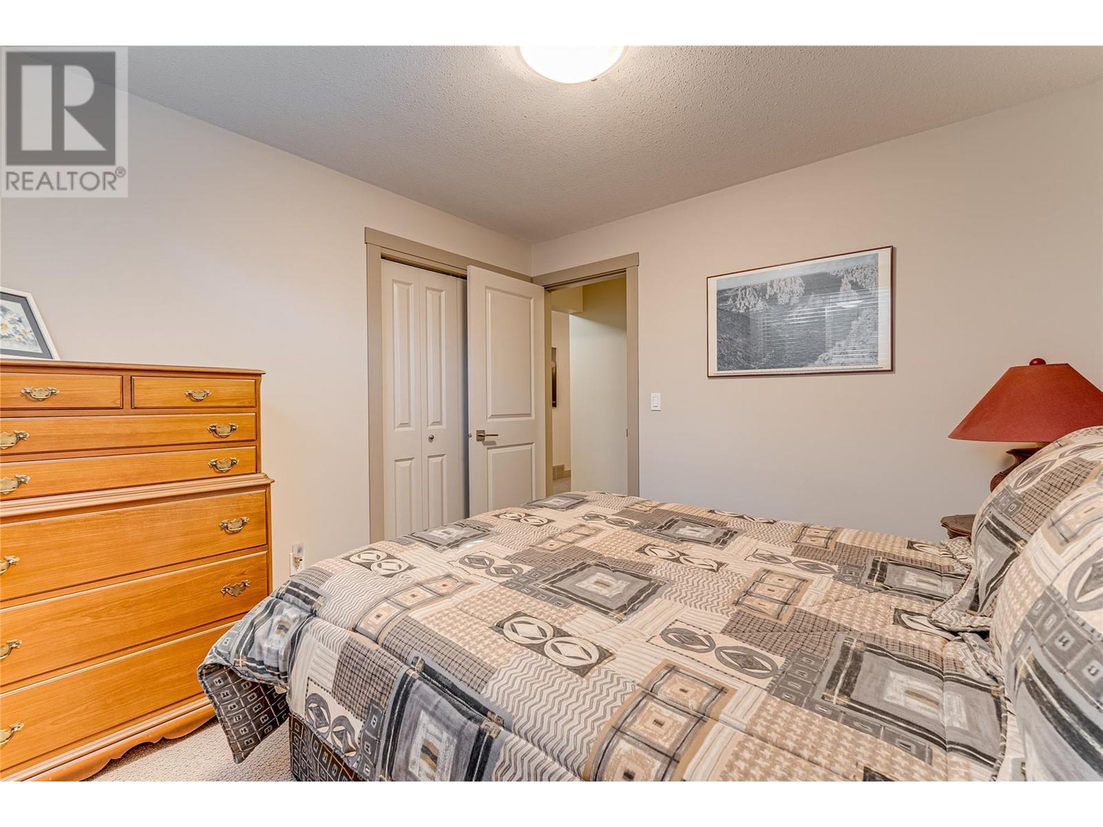 












270 Grouse Avenue

,
Vernon,




British Columbia
V1H2A1

