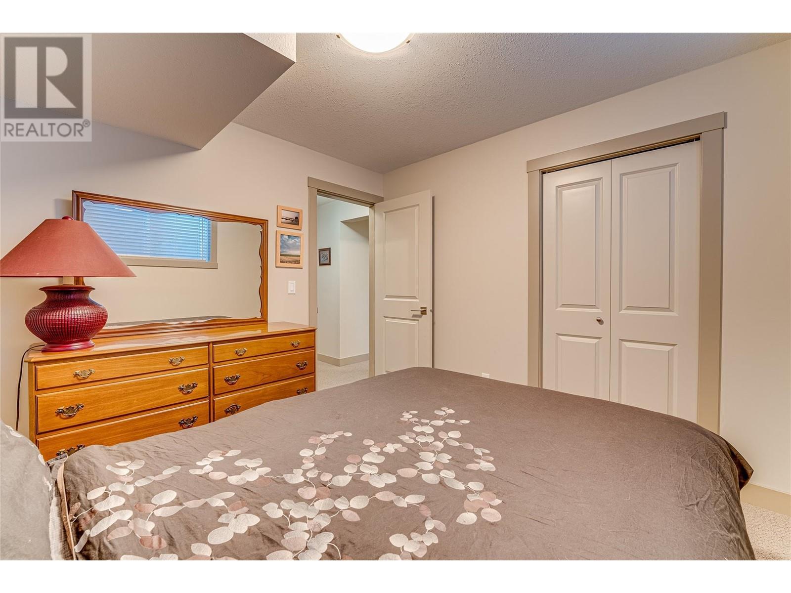 












270 Grouse Avenue

,
Vernon,




British Columbia
V1H2A1

