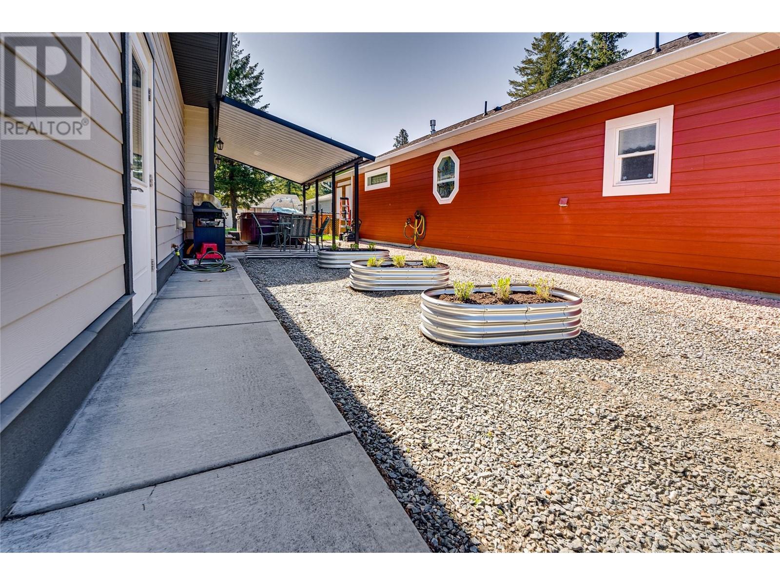 












270 Grouse Avenue

,
Vernon,




British Columbia
V1H2A1

