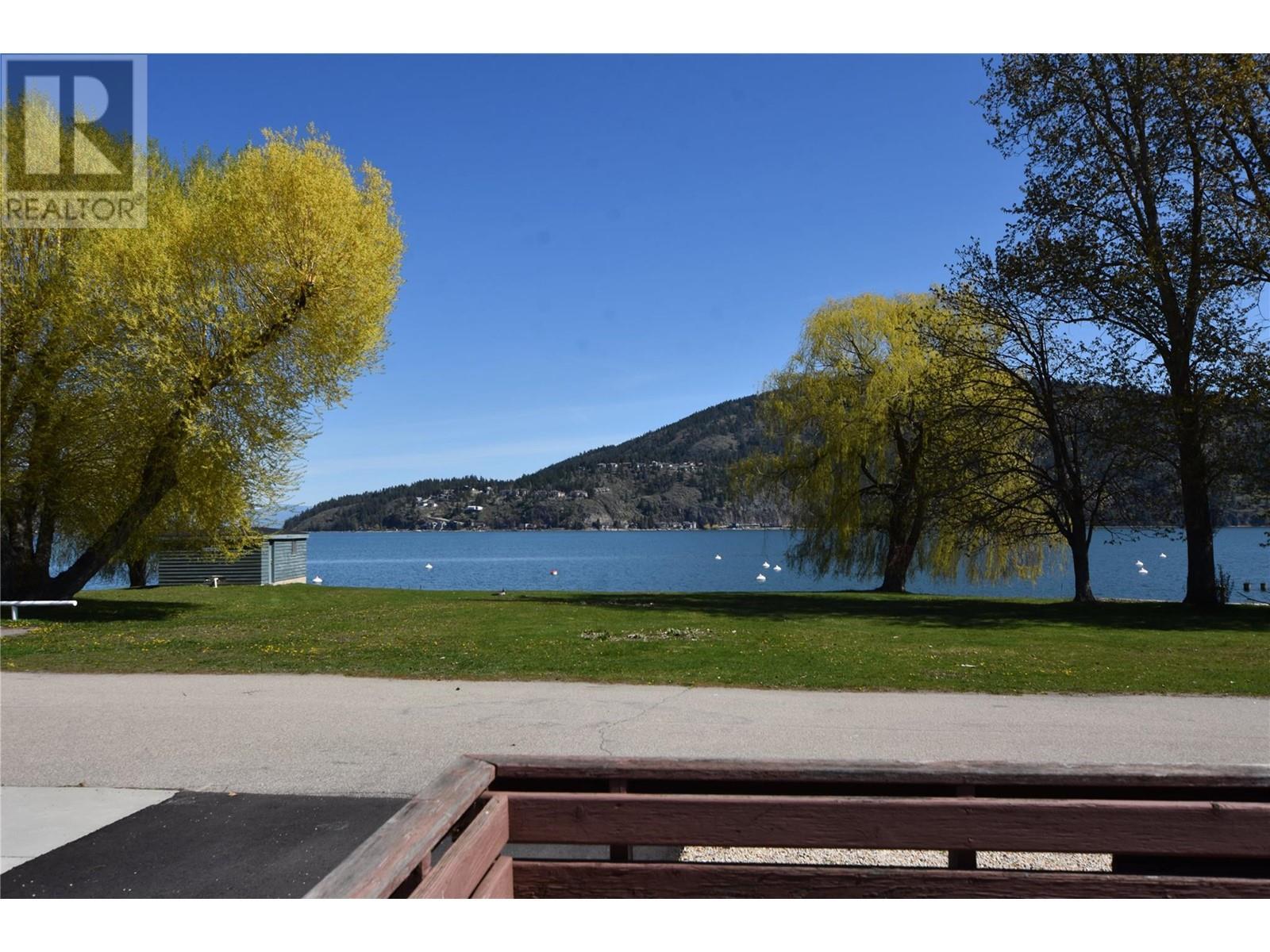 












36 Lakeshore Drive

,
Vernon,




British Columbia
V1H2A1

