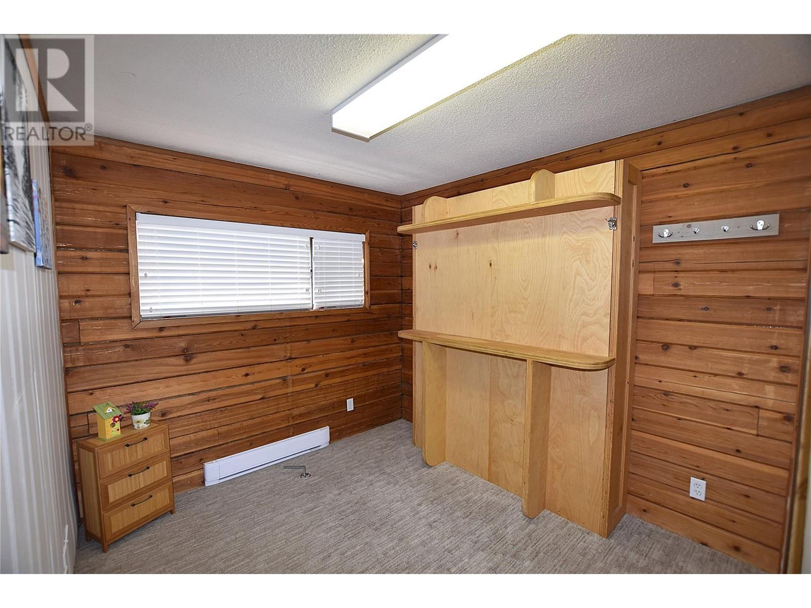 












36 Lakeshore Drive

,
Vernon,




British Columbia
V1H2A1

